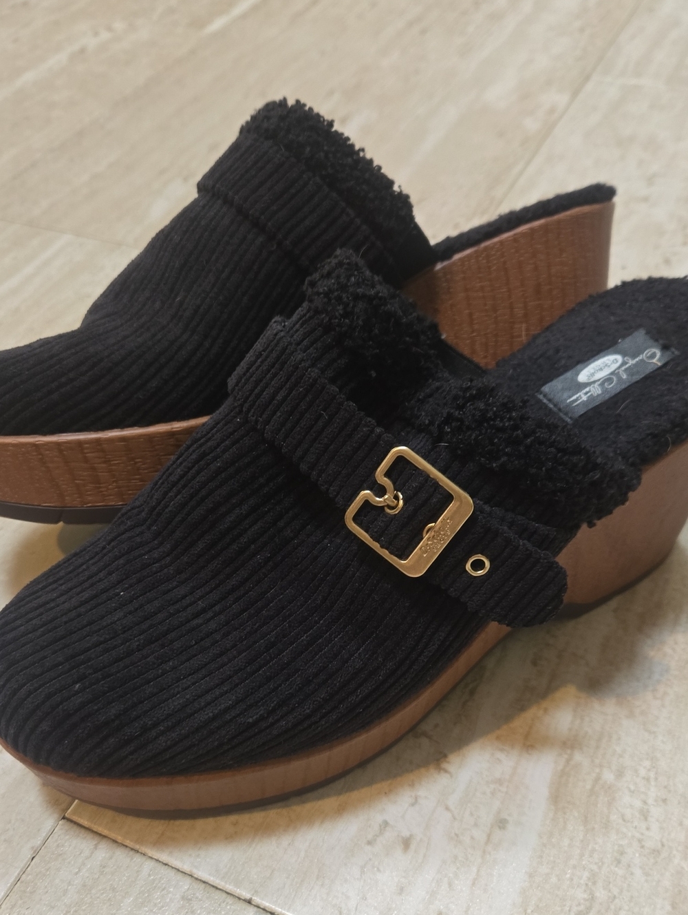 Dr. Scholl's Black Pixie Wedge Clog